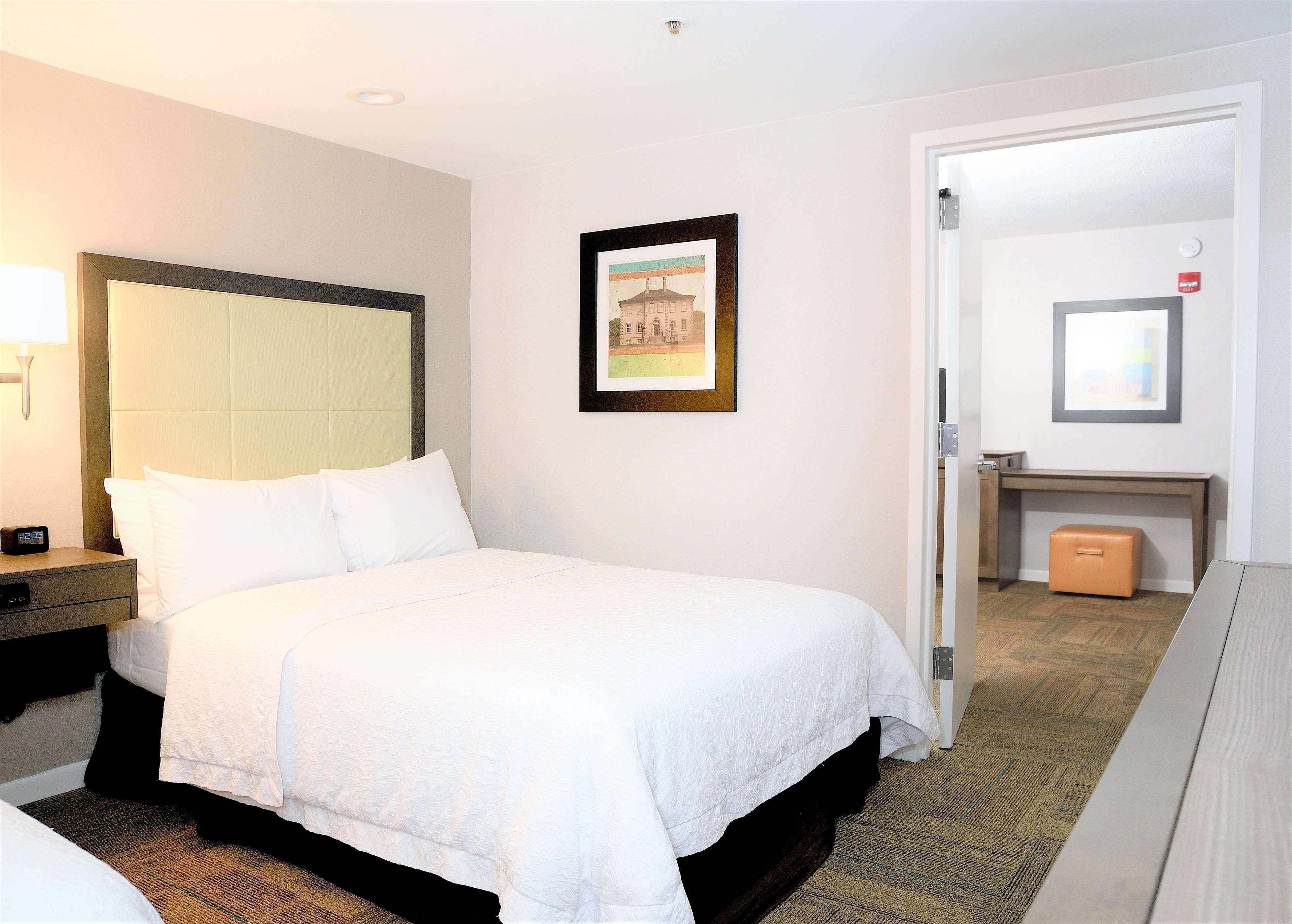 Hampton Inn Alexandria/Old Town Dış mekan fotoğraf