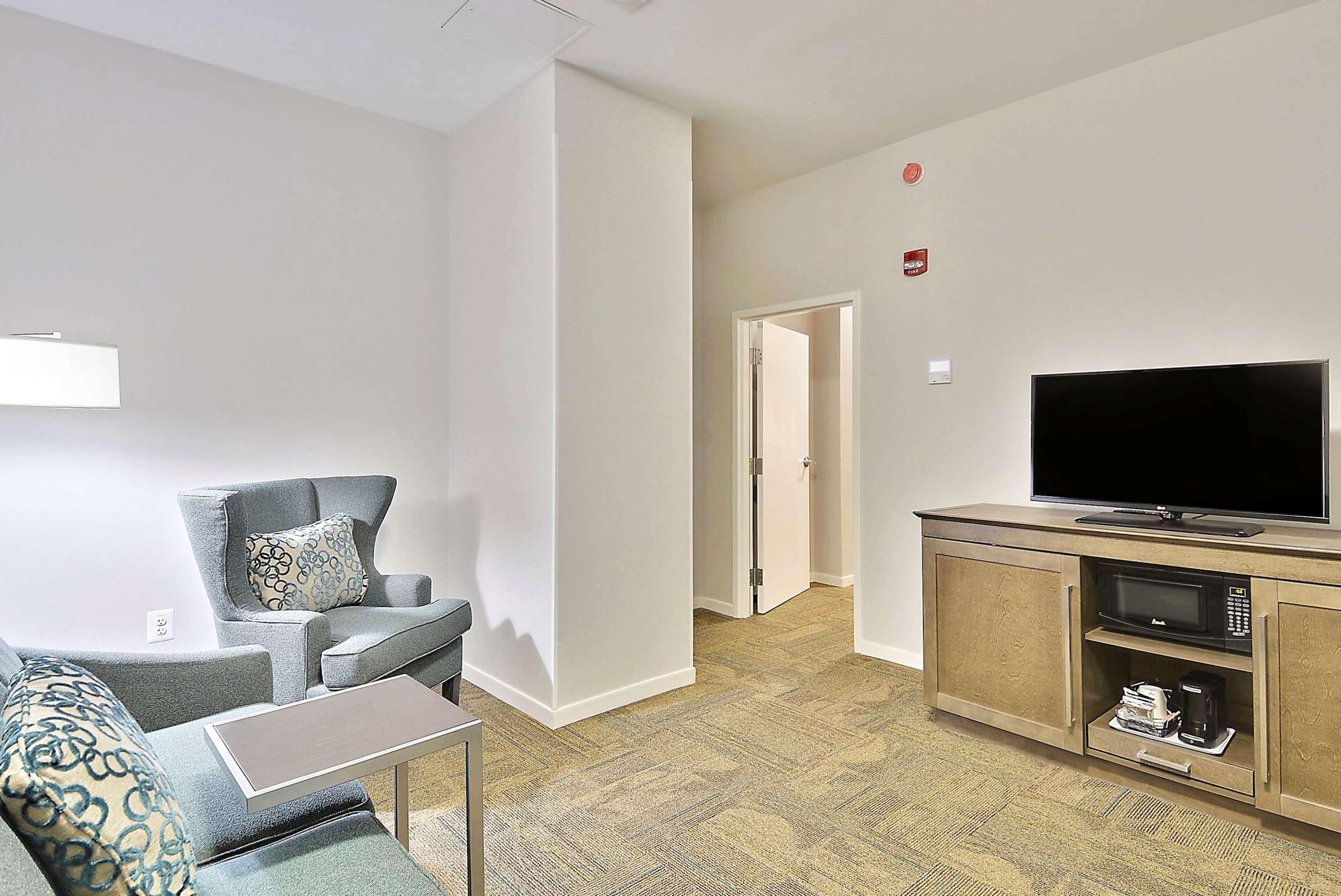 Hampton Inn Alexandria/Old Town Dış mekan fotoğraf