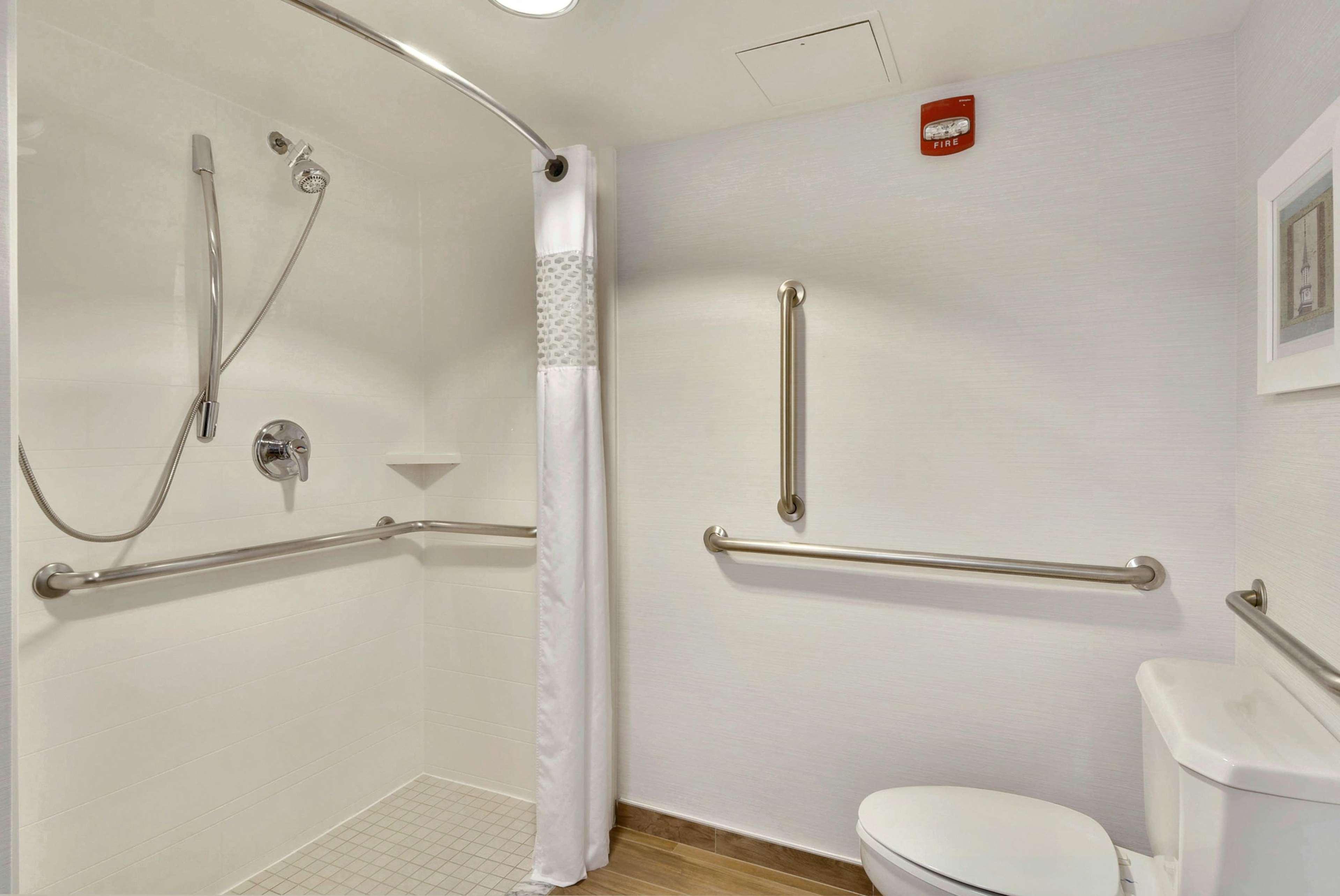 Hampton Inn Alexandria/Old Town Dış mekan fotoğraf