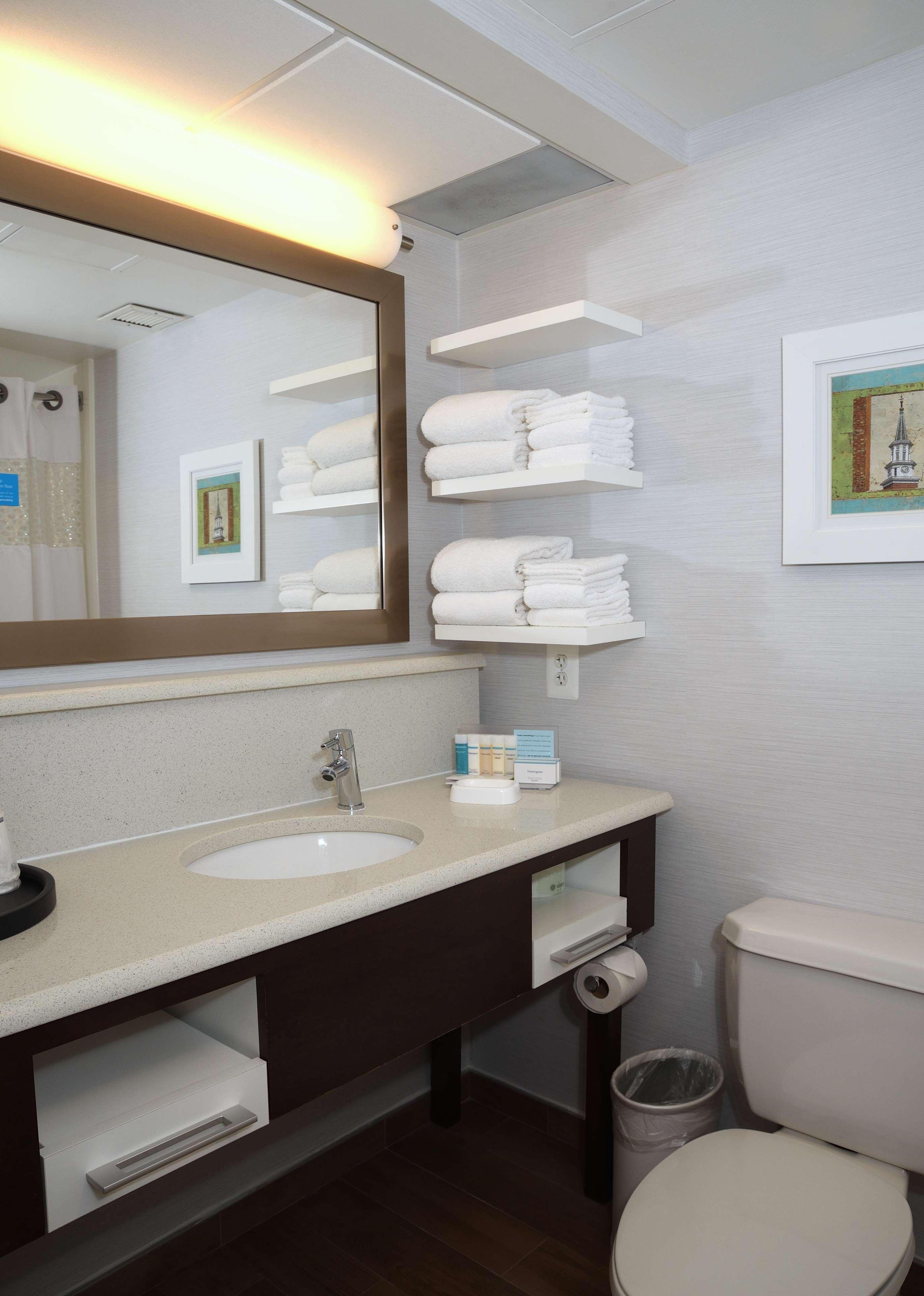 Hampton Inn Alexandria/Old Town Dış mekan fotoğraf