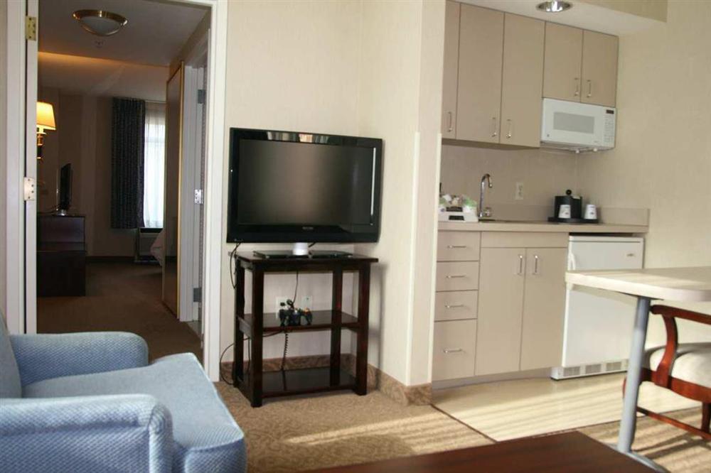 Hampton Inn Alexandria/Old Town Oda fotoğraf