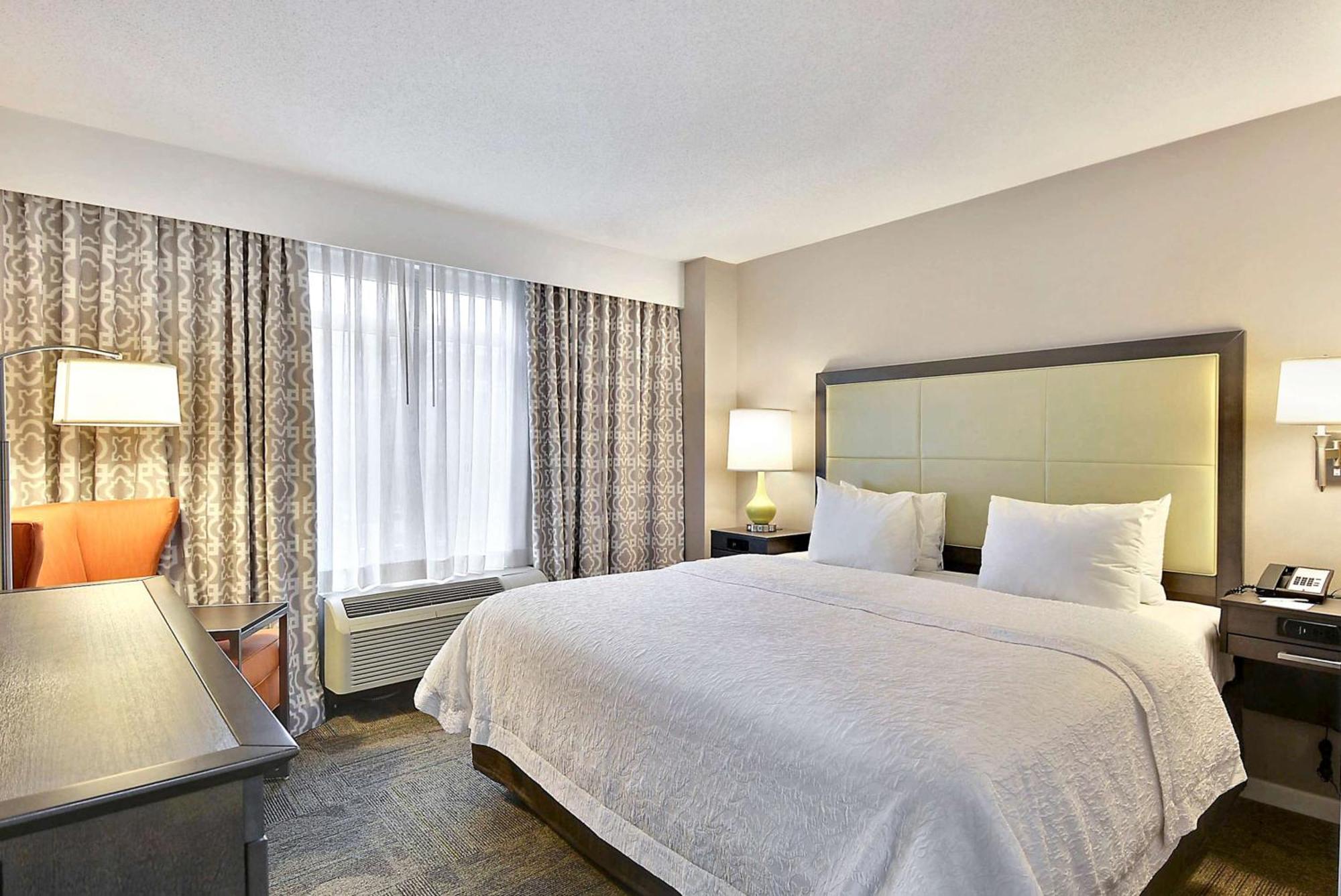 Hampton Inn Alexandria/Old Town Dış mekan fotoğraf
